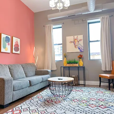 Spacious 420-Friendly 2Br Retreat Near Mccormick Place, Grant Park And Soldier Field