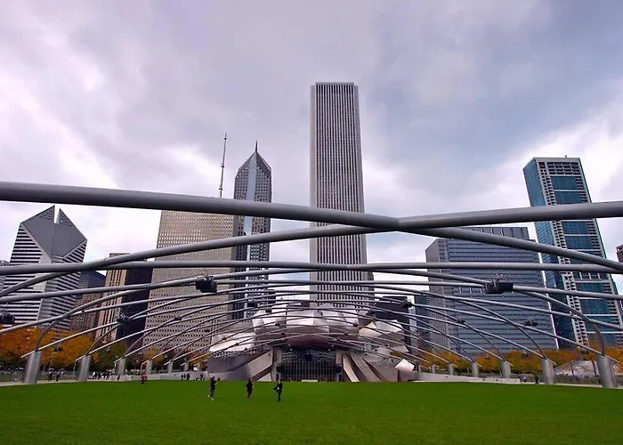 Spacious 420-friendly 2br Retreat Near Mccormick Place, Grant Park And Soldier Field * Chicago