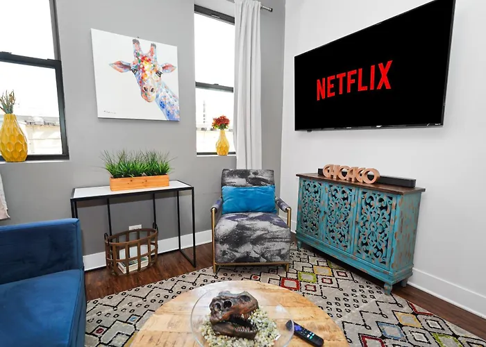 Apartment Spacious 420-friendly 2br Retreat Near Mccormick Place, Grant Park And Soldier Field *